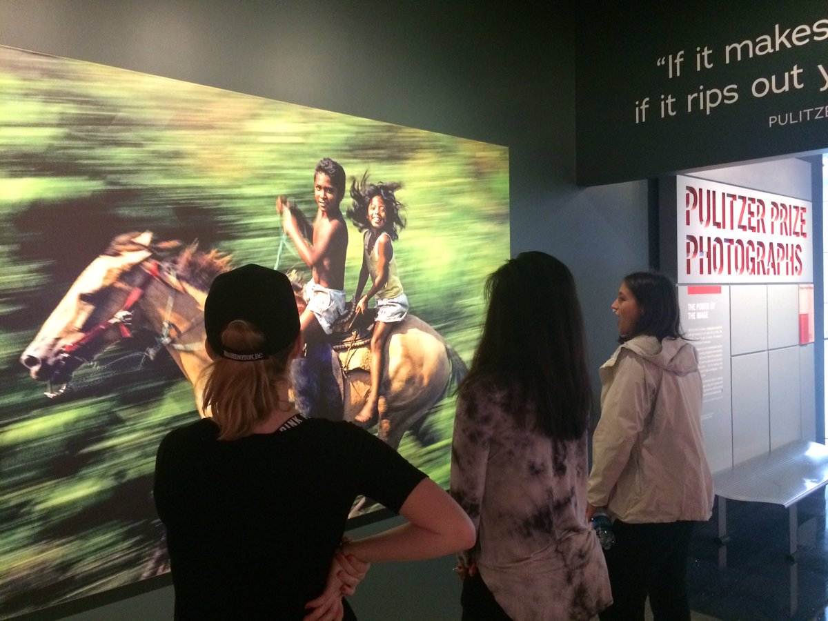 MSG8Wash2017's tweet photo. Newseum exhibits https://t.co/nW5vSJnPWU