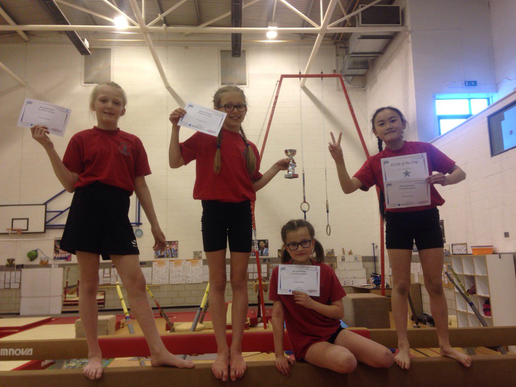 WindmillRaunds's tweet photo. Wait for it...these guys have just finished 1st in the Wellingborough and East Northants gym comp. AWESOME! So proud. https://t.co/nJnhQr6akZ