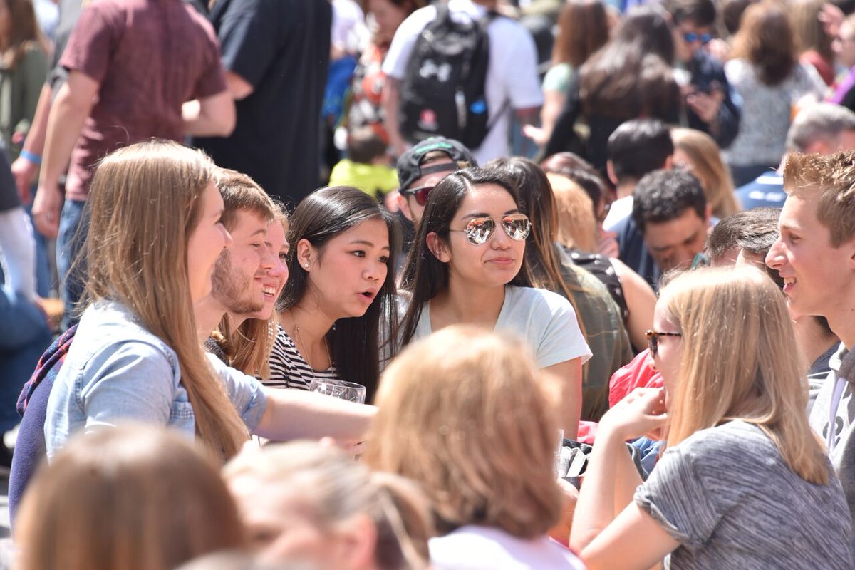 What are you up to this weekend? We'll be checking out #SouthStFest and the Philadelphia Art Book Fair!  goo.gl/pEcGUP