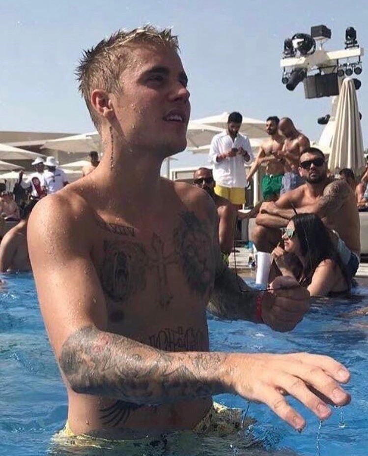Spotted! #JustinBieber at <a href="/Zerogravitydxb/">Zero Gravity Dubai</a> today. Have you seen him around town? #Dubai