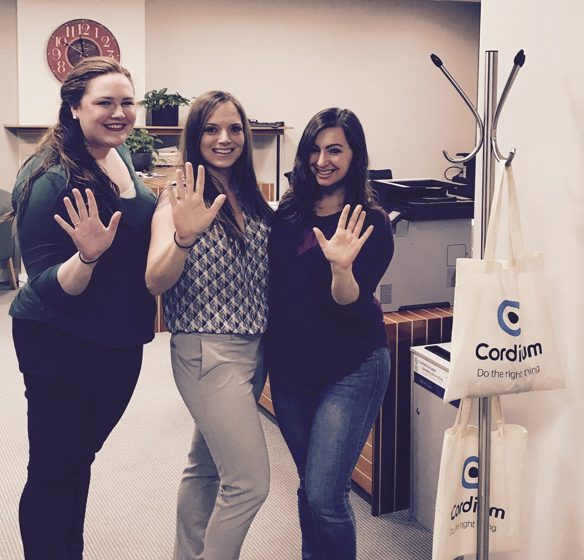 mollyyakubian's tweet photo. We're raising our hands in support of Medicines for Humanity! Donate $5 at https://t.co/CGcdjZ7r8d ! #Cordium #keepfivealive #5forhumanity https://t.co/Eb9P3yrWXv