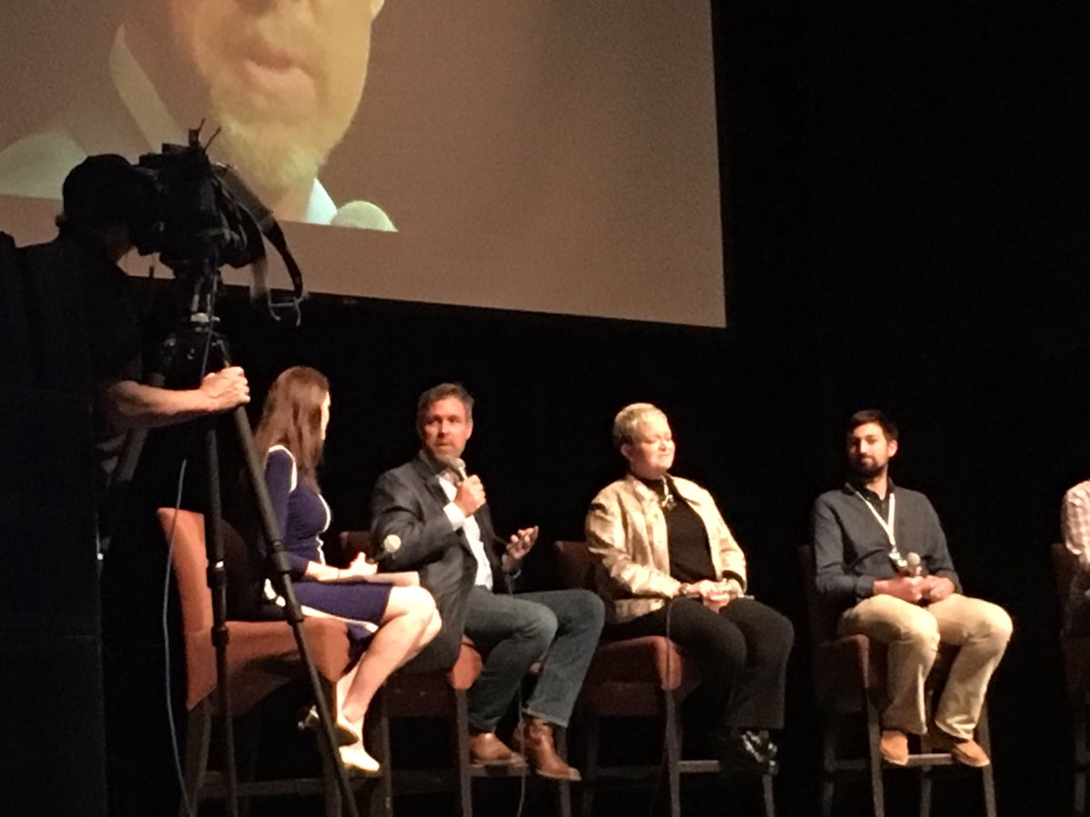 LisaMBrouwer's tweet photo. You don't have to stand tall, you just have to stand up. Scott CEO @siouxsteel #LeadercastSF #poweredbypurpose https://t.co/bzlKYzi8SQ