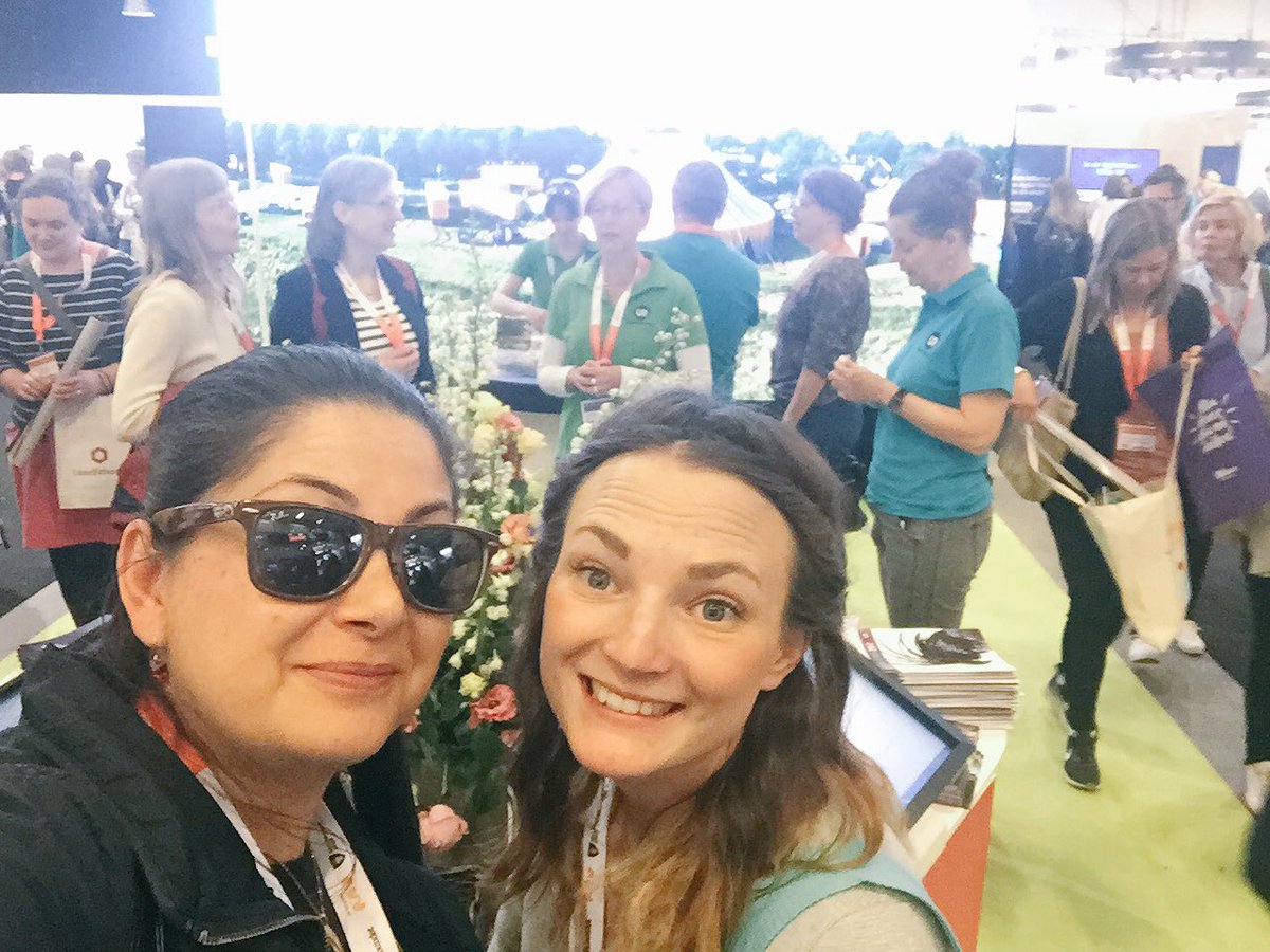 SheriRamezan's tweet photo. På #SETT17 för att inspireras! #töjnaskolan https://t.co/Tvp78Mgzy9