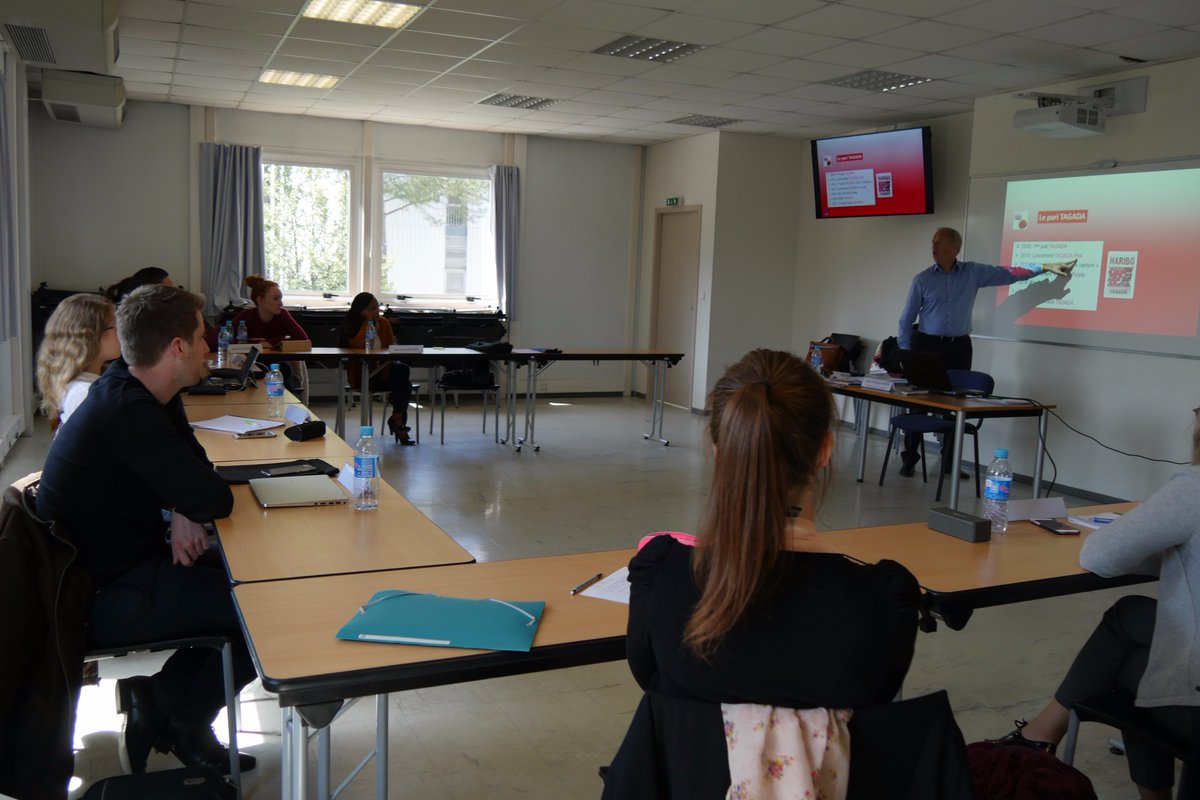 MBS_edu's tweet photo. #Live Dernière demi-journée du séminaire Talent Booster avec M. Jean-Philippe André, Pdt du directoire de notre grand partenaire #HARIBO ! https://t.co/0yPzl7984u