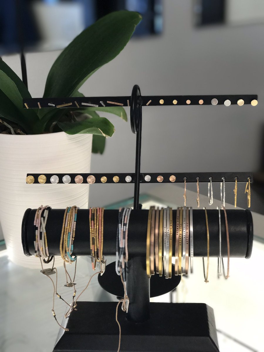 ModaNashville's tweet photo. Restocked! @christinakober https://t.co/s03pycASUY