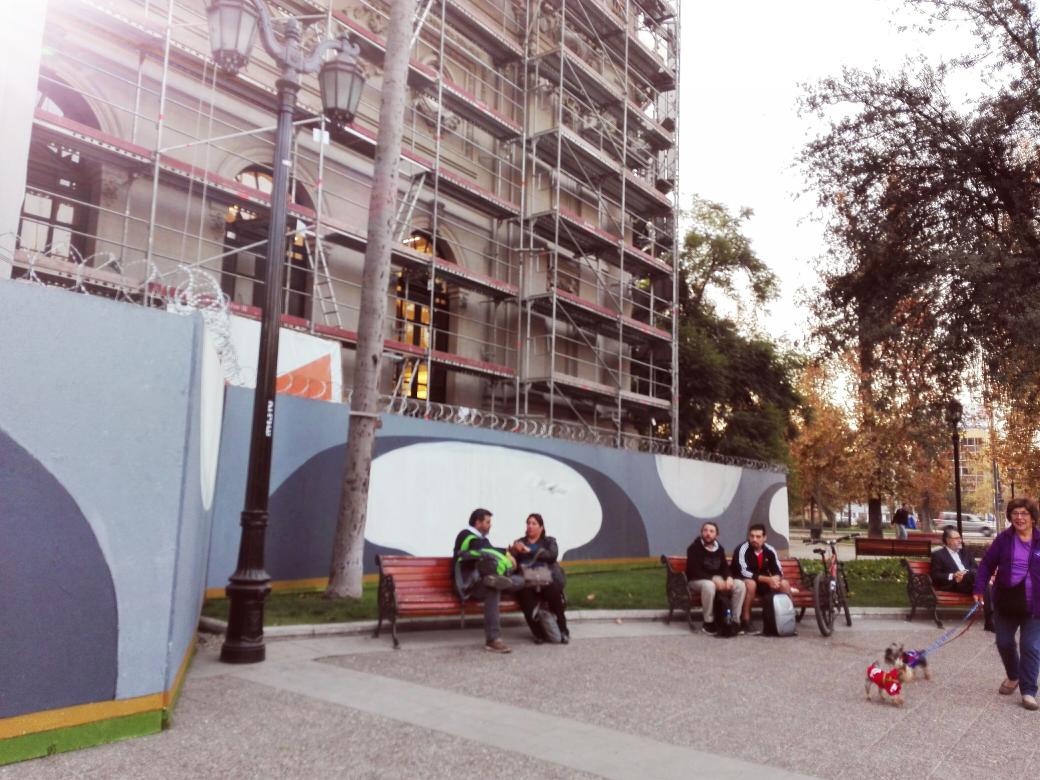 MNBAChile's tweet photo. ¡Buenos días! Aquí un avance del mural de los secos #Grin y #Cekis en el exterior del MNBA. ¡Gracias @GaleriaLira! https://t.co/o40Q2fNsWJ