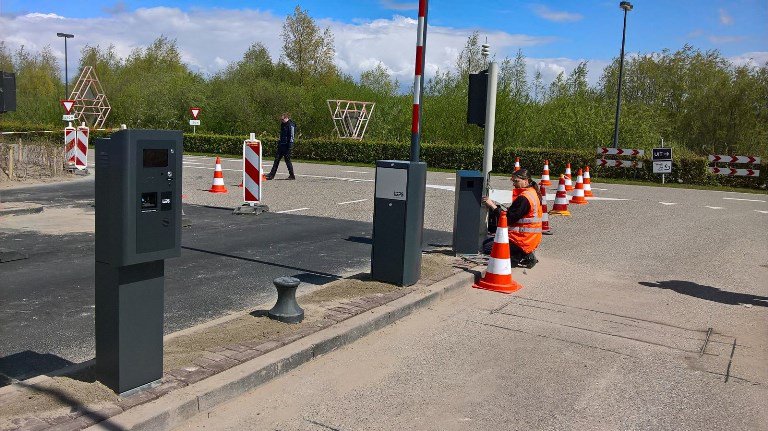 Werkzaamheden volop in uitvoering bij Batavia Stad Fashion Outlet! #Bataviastad #parkeren #WPS <a href="/BataviaStad/">Jefe v.G</a> wpsparking.com/nieuws/80-werk… …