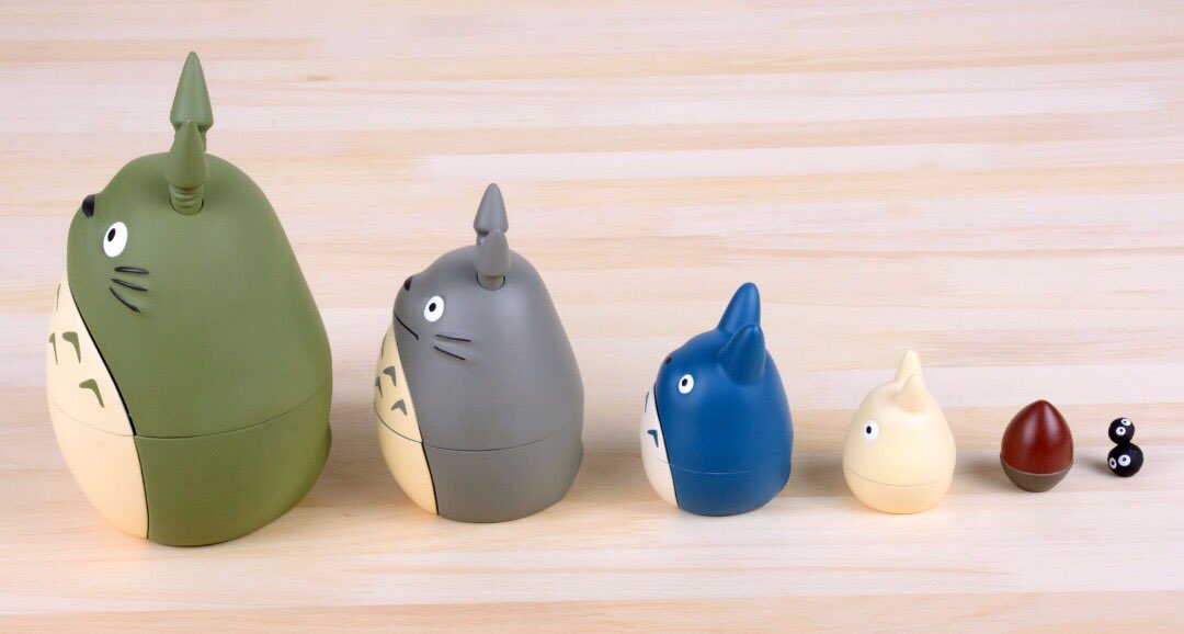 Yang sudah beli tiket #ExhibitionWoGhibli nanti boleh membeli merchandise matryoshka Totoro berikut ini 😊