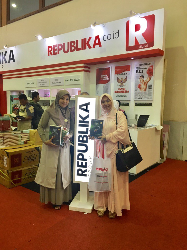 Selamat Kyai Adrian tk peluncuran buku "lepas dr lapas hidup"#IBF2017