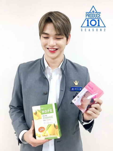 강다니엘 굿즈 모음 tweet media