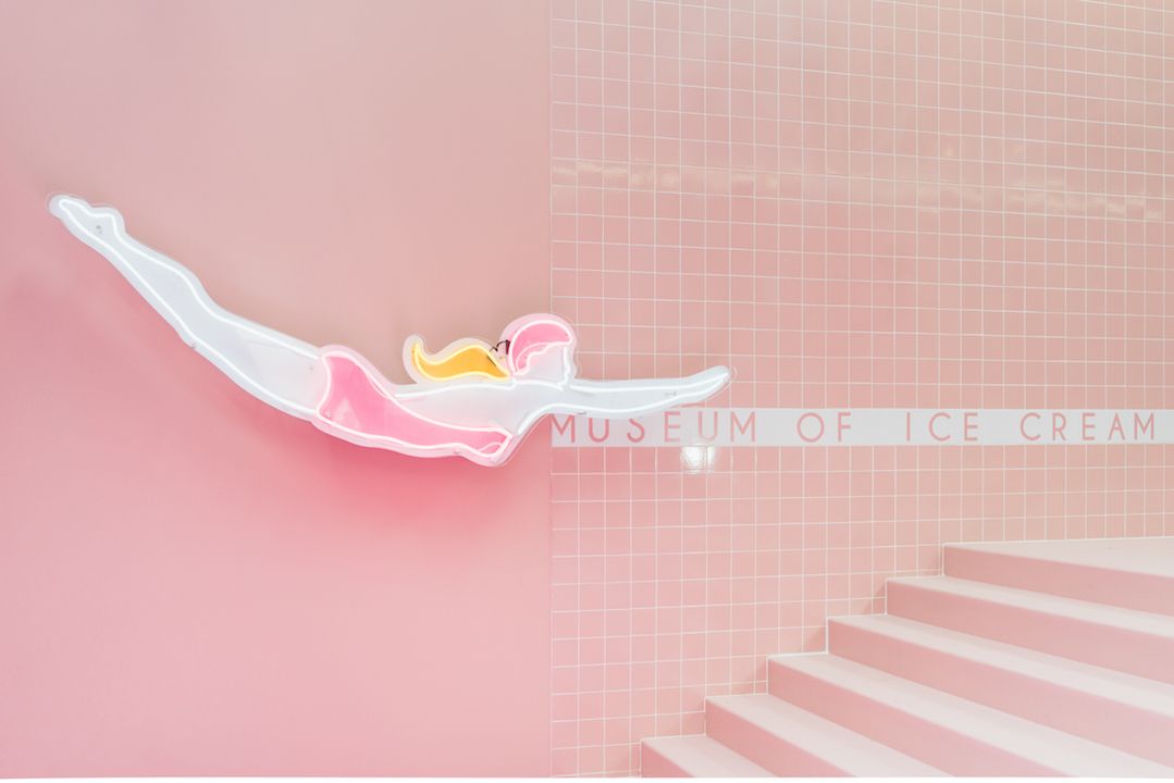 L_D_F's tweet photo. Newly opened in LA, the @museumicecream contains ten immersive candy-coloured galleries https://t.co/HDxNSnOGDU #designfridays🍦 https://t.co/qje5FfXuJz