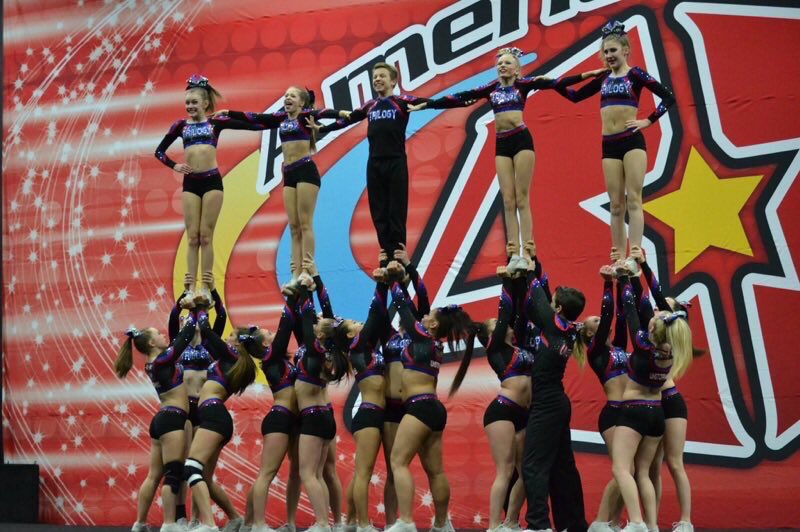 Summit Bids tweet media