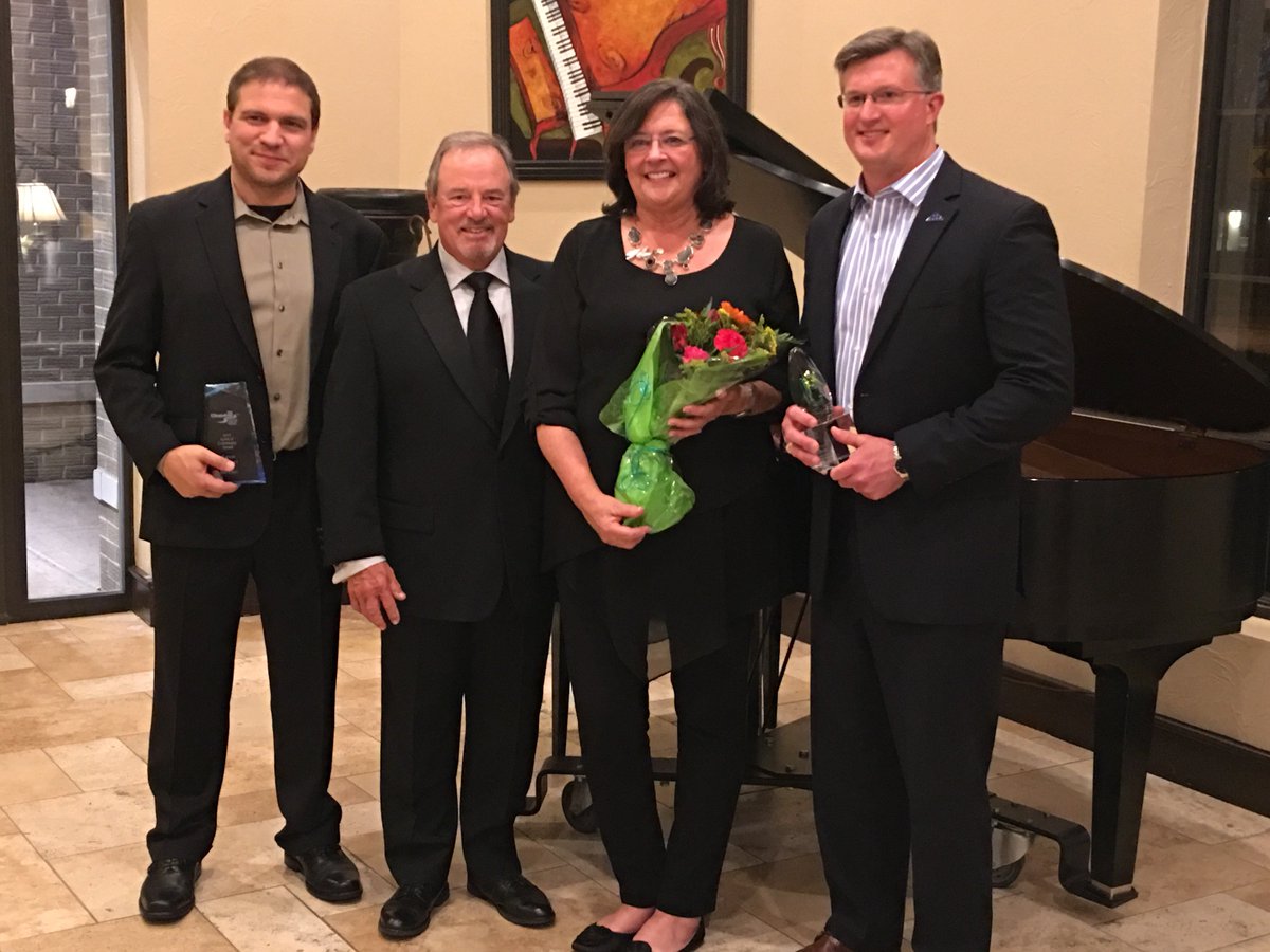 Don and Cindy Anderson given <a href="/GHAChamber/">Grand Haven Chamber</a> Lifetime Achievement Award grandhaventribune.com/Local/2017/05/…