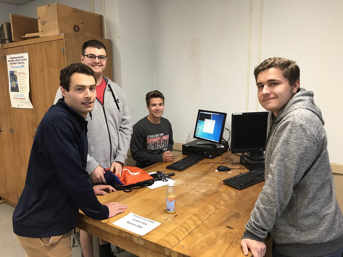 AudraKaplan's tweet image. #gdrsdchat @Fitchburg_State HS #ProgrammingCompetition Seniors give it one more shot. Go get em!!! @GDPrincipal @CallahanLuke
