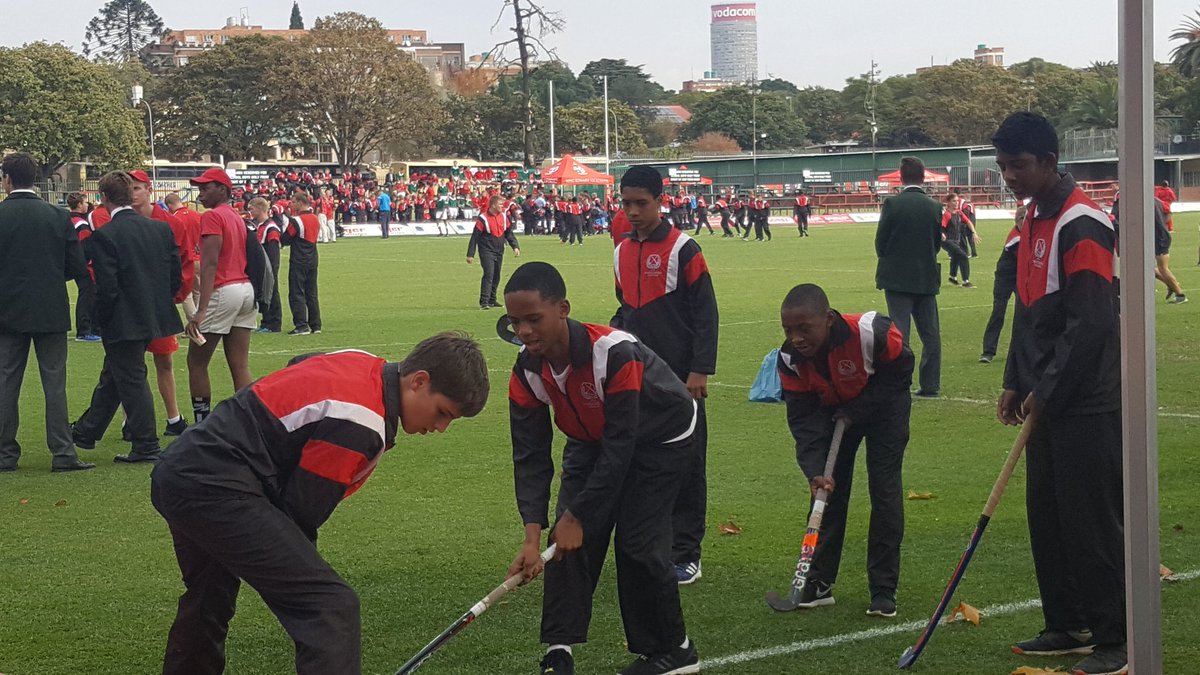 KingEdVIISchool's tweet photo. #RedWelcome to @MaritzCollege here's to a great weekend of competition & friendship! #traditionalfixture #redfriends https://t.co/AmJP4M86hT