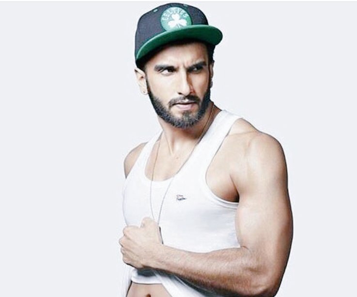 KingOfHearts_RS's tweet photo. @RanveerBest @RanveerOfficial My favourites for King Of Hearts #WithBeard https://t.co/ieirV2foSU