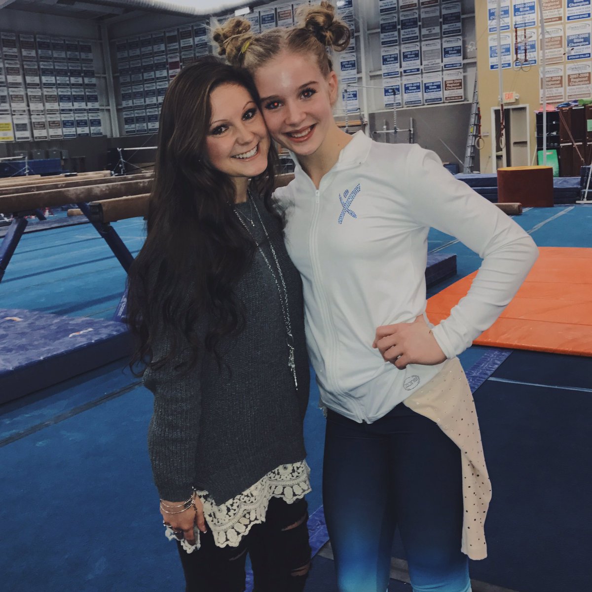 maddyelise's tweet photo. happy birthday to my fav lil sis!! keep bein your bright little self rena. love u more than u know <3 have the greatest day! miss u so much💗 https://t.co/gp3b9O6dvr