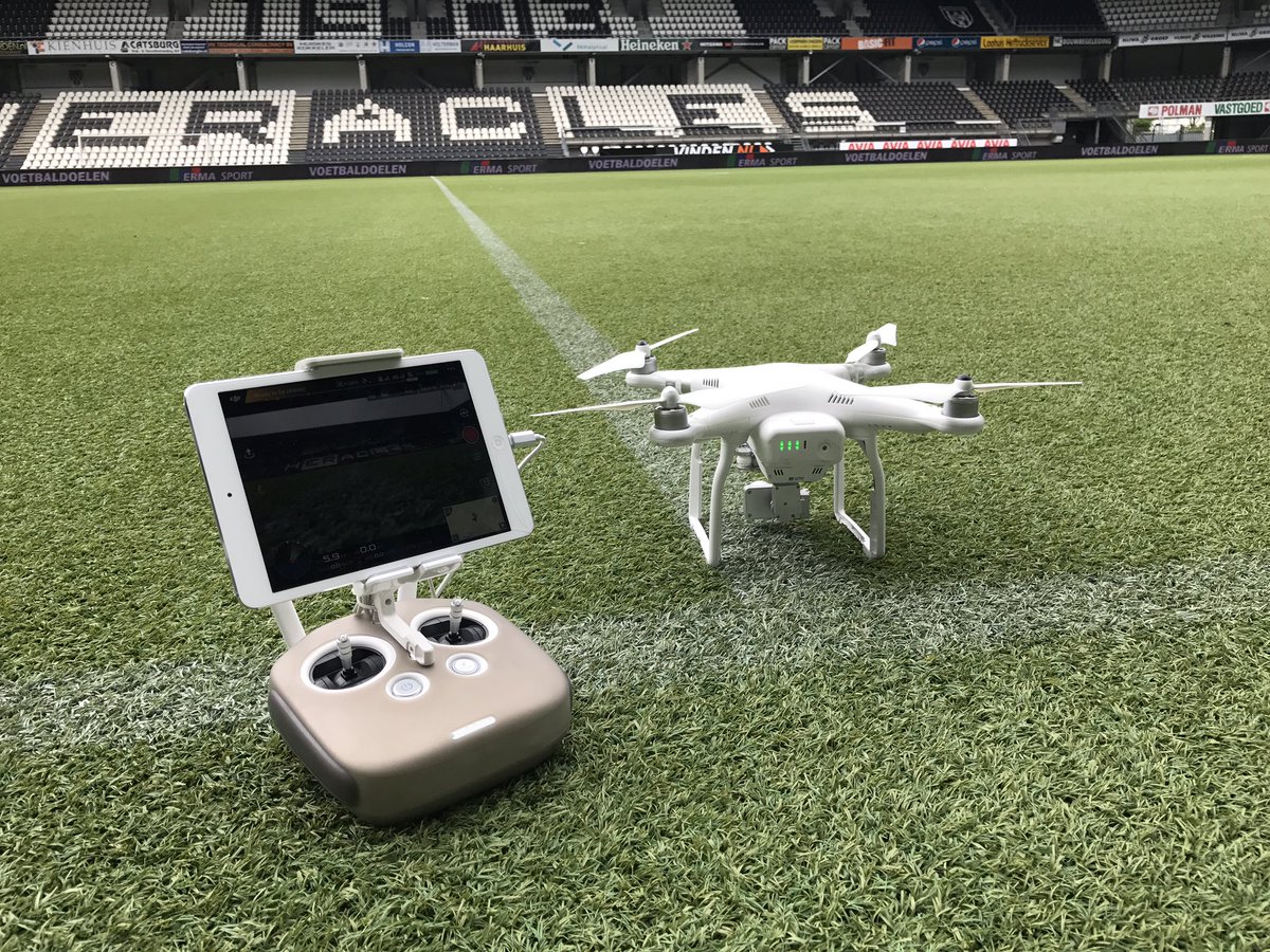 reparatiealmelo's tweet photo. Ff testvliegen #Heracles #almelo #drone #opnames 🎥 https://t.co/3umxb2OHkC