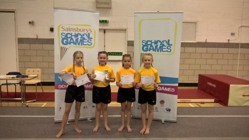 WENSchoolSport's tweet photo. Congratulations to Irthlingborough's year 3/4 gymnastics team for winning todays competiton- good luck at level 3! https://t.co/Irt4dt6HYU