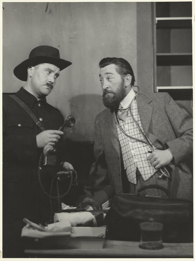 We've had a full makeover. Check out tcd.ie/library/1916 Now with lots of added research goodness :-) #FridayFeeling Tell your friends!