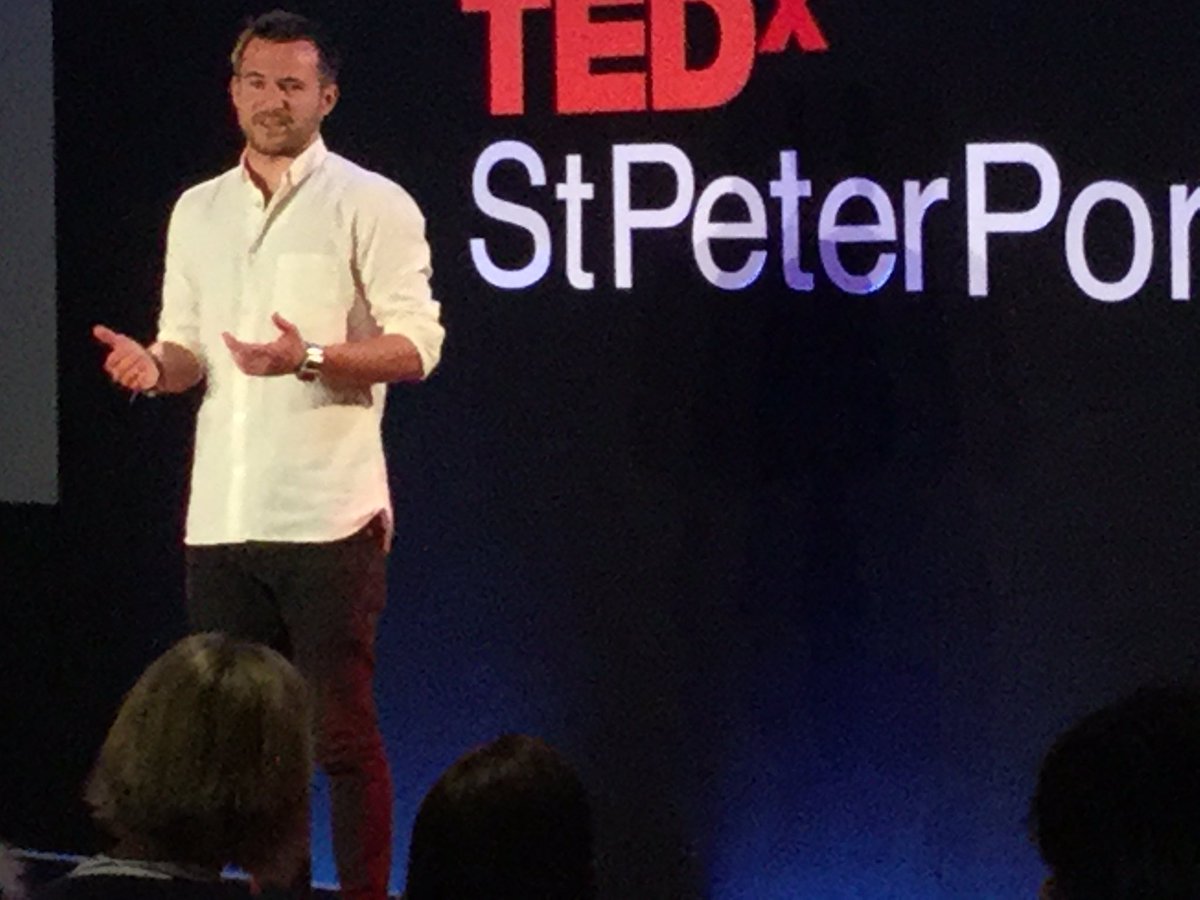 Simon Walker <a href="/crowdfunder/">Crowdfunder</a> telling us why we should #Crowdfunding and how. Tune in now. livestream.com/accounts/57853…