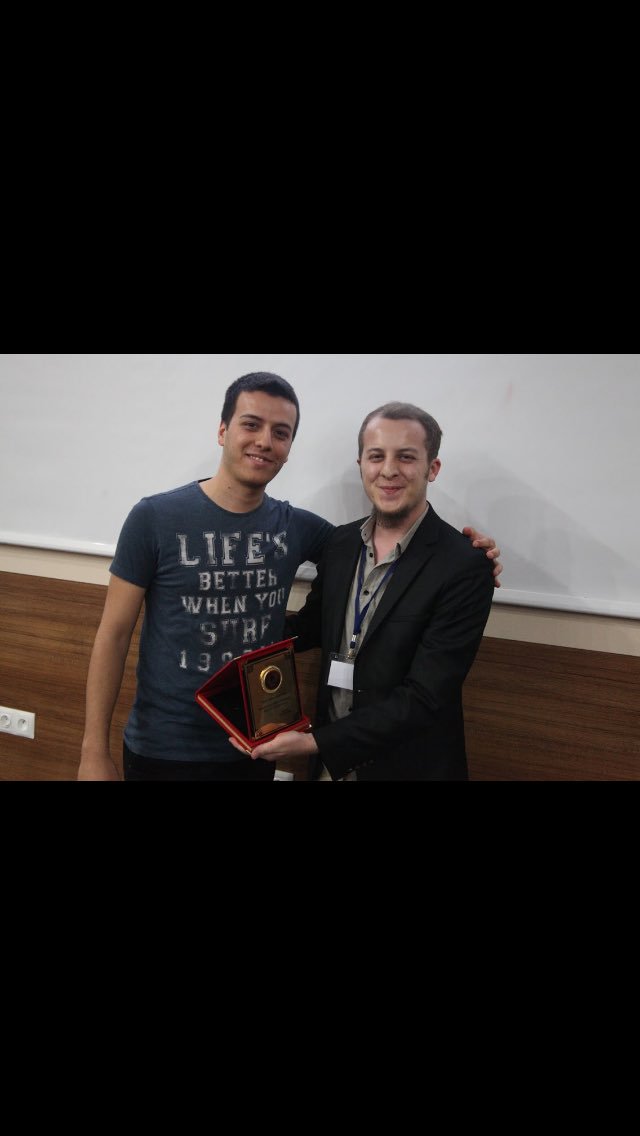 sduieee's tweet photo. MongoClient kurucuları Sayın Hakan Kocabaş ve Sercan Özdemir #tkg17 deydi.
#tkg17 #ieee #sdü https://t.co/ZJX16SCytF