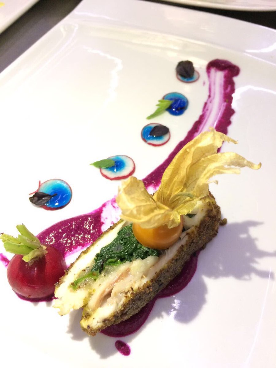 Gt_Neu's tweet photo. Workshop sunumları Şef Ramazan Ceylan ile 👍🏻 #Gastronomia https://t.co/jd1CQl7ffE