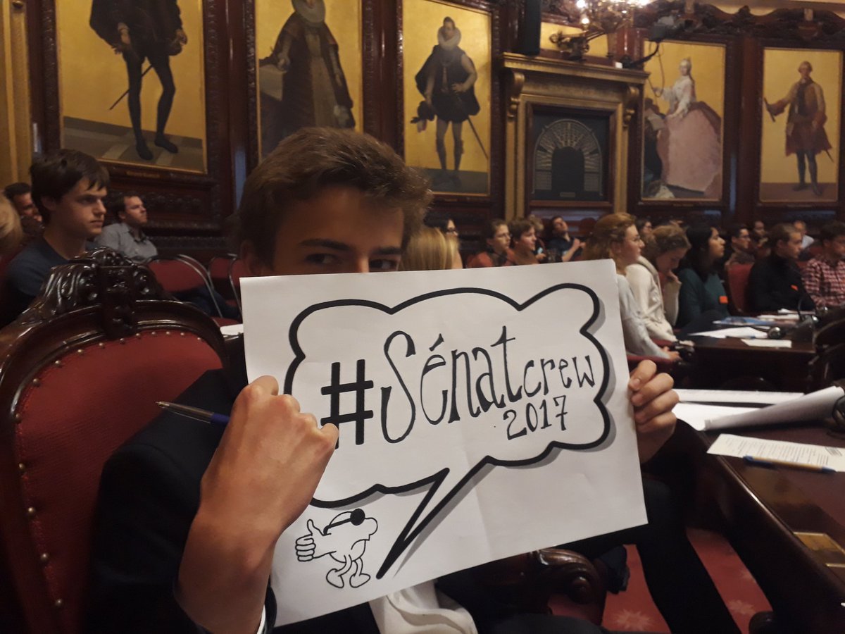laladethomaz's tweet photo. #sénatcrew2017 #senaat #Kras #plenairestemming #plenum17 #fairtrade #circulareconomy #motion https://t.co/aLEX6qbmky