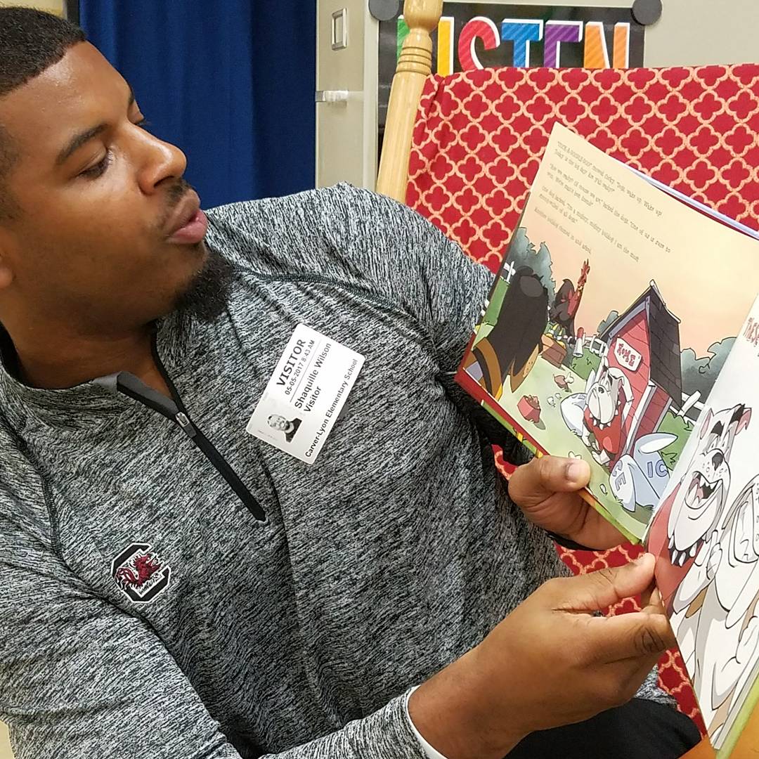 DNicholeDavis's tweet photo. Spent the morning reading to 1st graders at my old elementary school. #LawyerLife #SCBarYLD #CockysReadingExpress https://t.co/gOnZe2w1kU