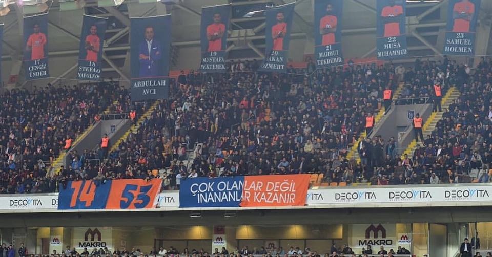 Basaksehir24's tweet photo. 1453 Başakşehirliler – Daha Önce Neredeydiniz? https://t.co/kqYexlNhtn https://t.co/3Tij7g8ijd