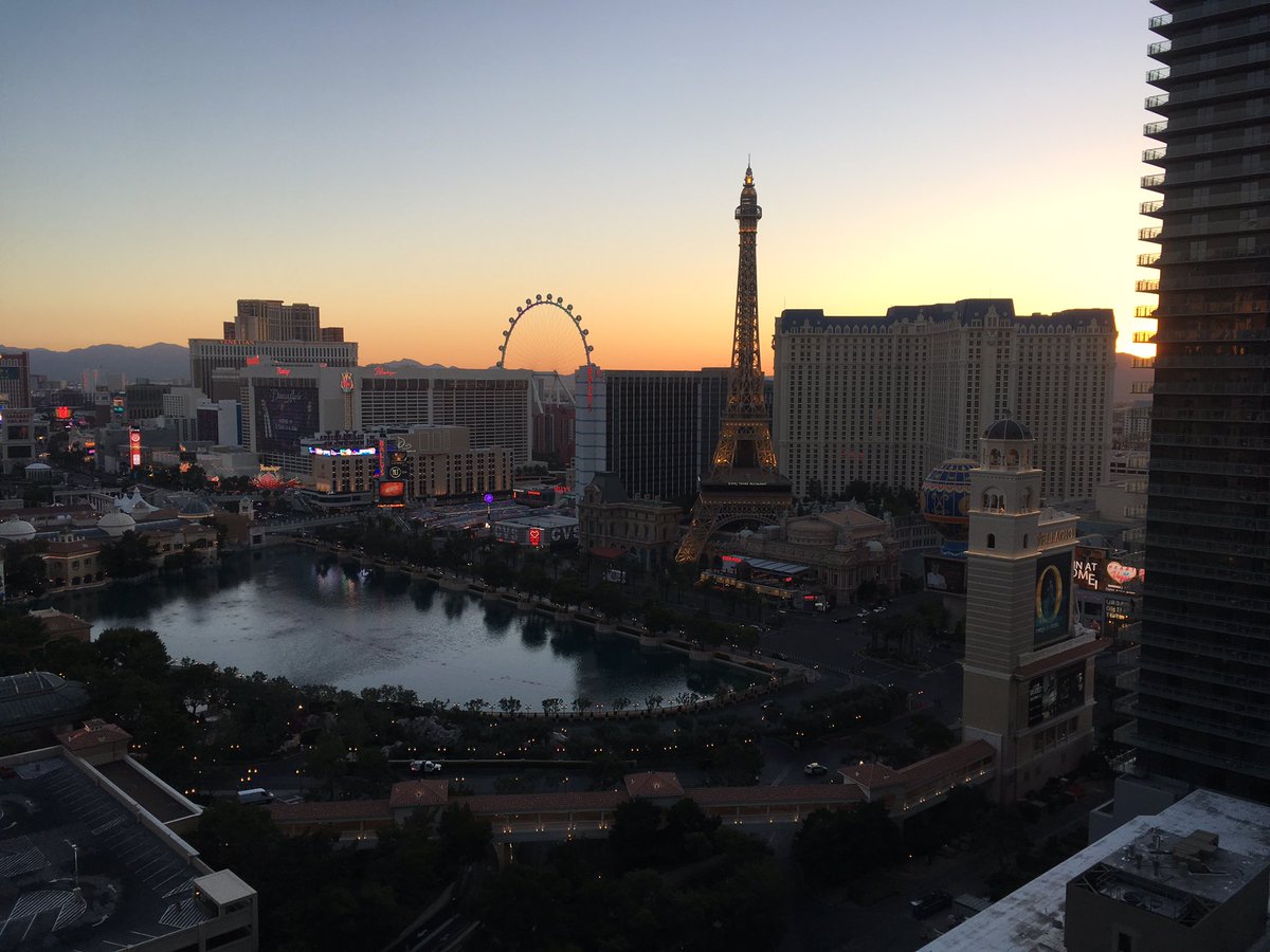 CredibleAlibi's tweet photo. Sunrise over the #Vegas Strip. The start of another spectacular #NACDLForensics day of learning and bonding with @NACDL #lawyers! https://t.co/JQZo3AdpXa
