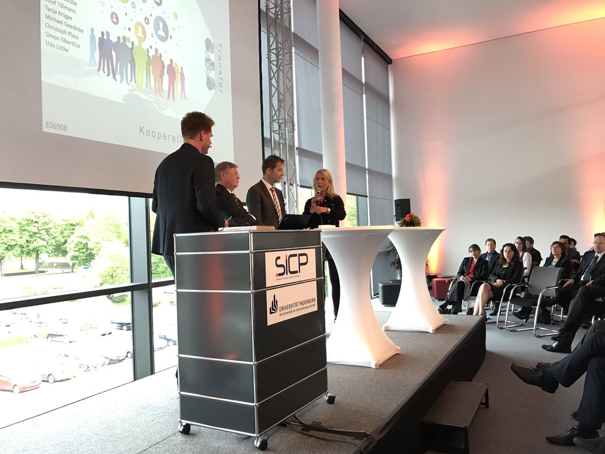 SICPaderborn's tweet image. Die Kooperation mit dem Fachgebiet #DBIS aus Sicht der Unternehmen beleuchten Tanja Krüger, Christoph Plass, Josef Tillmann #mst20