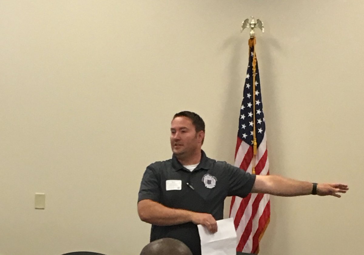 ARFireMarshals's tweet photo. AFMA VP @BenHammond3 getting us started this morning. Arkansas Fire Safety Summit https://t.co/UQgc3T3lML