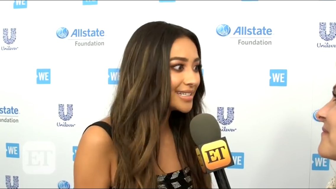 RihlegionMani's tweet image. #EmisonEndgame #Emison #pll #PrettyLittleLiars #PLLEndGame my babies ❤️❤️❤️🔥🔥🔥 @SashaaPieterse @shaymitch