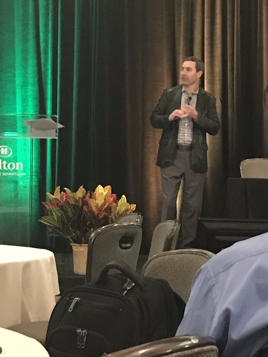 FLHC_EBrunswick's tweet photo. Brand building from Ken Schmidt #FLHC2017 https://t.co/G6dwctqavr