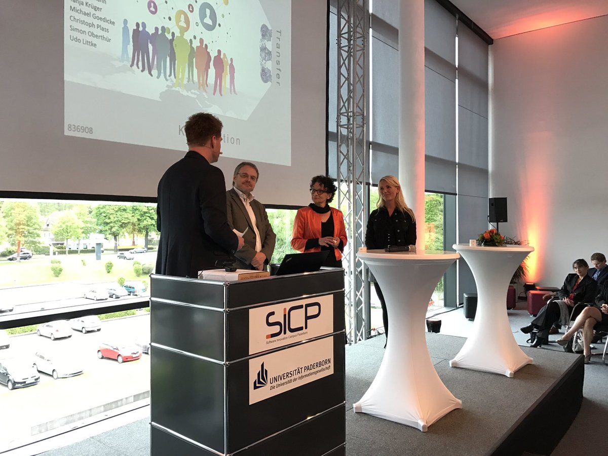 SICPaderborn's tweet image. Nun geht es um die Vernetzung in der überregionalen Perspektive: Monika Gatzke @CPSHUB,Tanja Krüger InnoZent OWL, Michael Goedicke GI #mst20