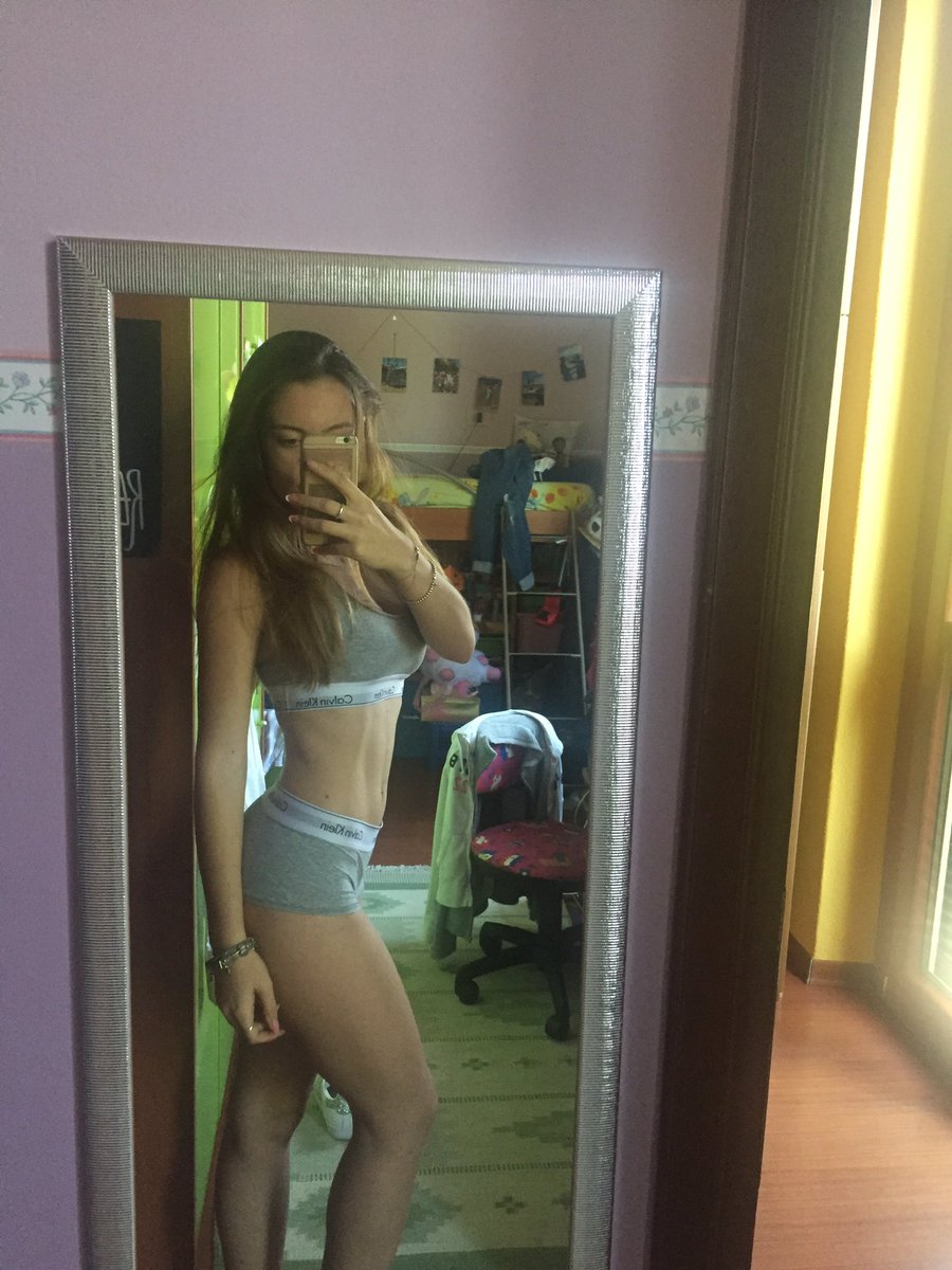 actuallymarmi's tweet photo. The moment you accept yourself you become beautiful 💜

#dolanbodyposi 

{@EthanDolan @GraysonDolan} https://t.co/Q1nR9E2sQO