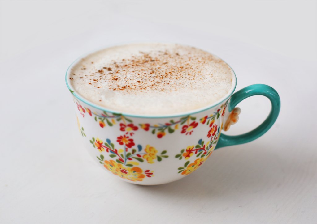 If you love the ritual more than the caffeine buzz, whip up this (Not)Coffee Mushroom Coffee Alternative. ☕️  yumuniverse.com/mushroom-coffe… 💛