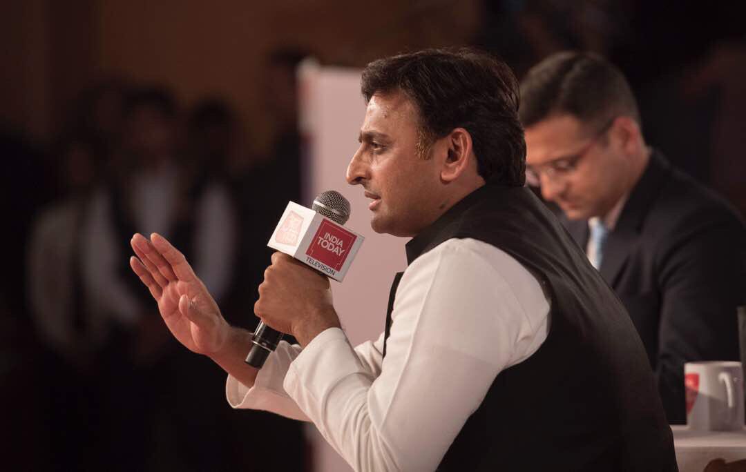 yadavakhilesh's tweet image. Question and Answer session at the India Today event.