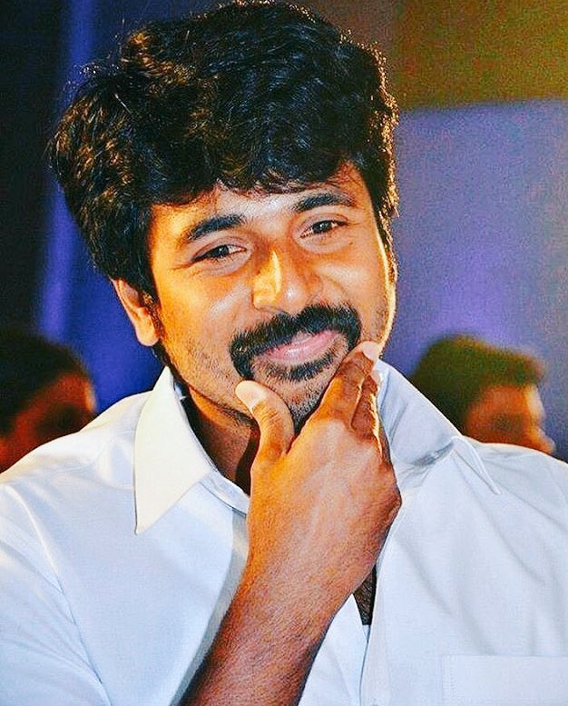 SSMusicTweet's tweet image. That smile of @Siva_Kartikeyan !!