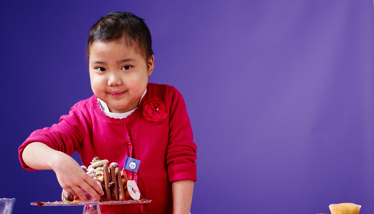 “We're supporting #BakeitBetter to say thank you,” says Emilie’s mum, Melissa. Find out why: goo.gl/XszIHi 🎂🍰🍪