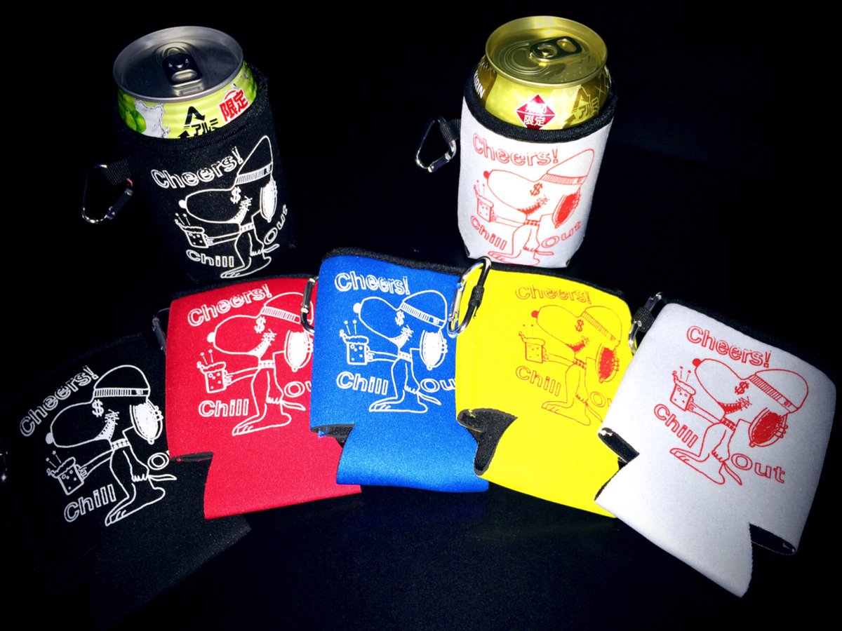 bgpw_shoshi's tweet photo. 今回のビバラロックから先行販売したクージーとシガレットケース新色は来週オンラインにてアップいたします✨
ビバラロックでソールドアウトしてしまったものは来月のイベント物販から再入荷予定です💪✨
ビバラでも大人気だったクージーはぜひゲットして欲しい😎 https://t.co/Kiu6nwEuXc