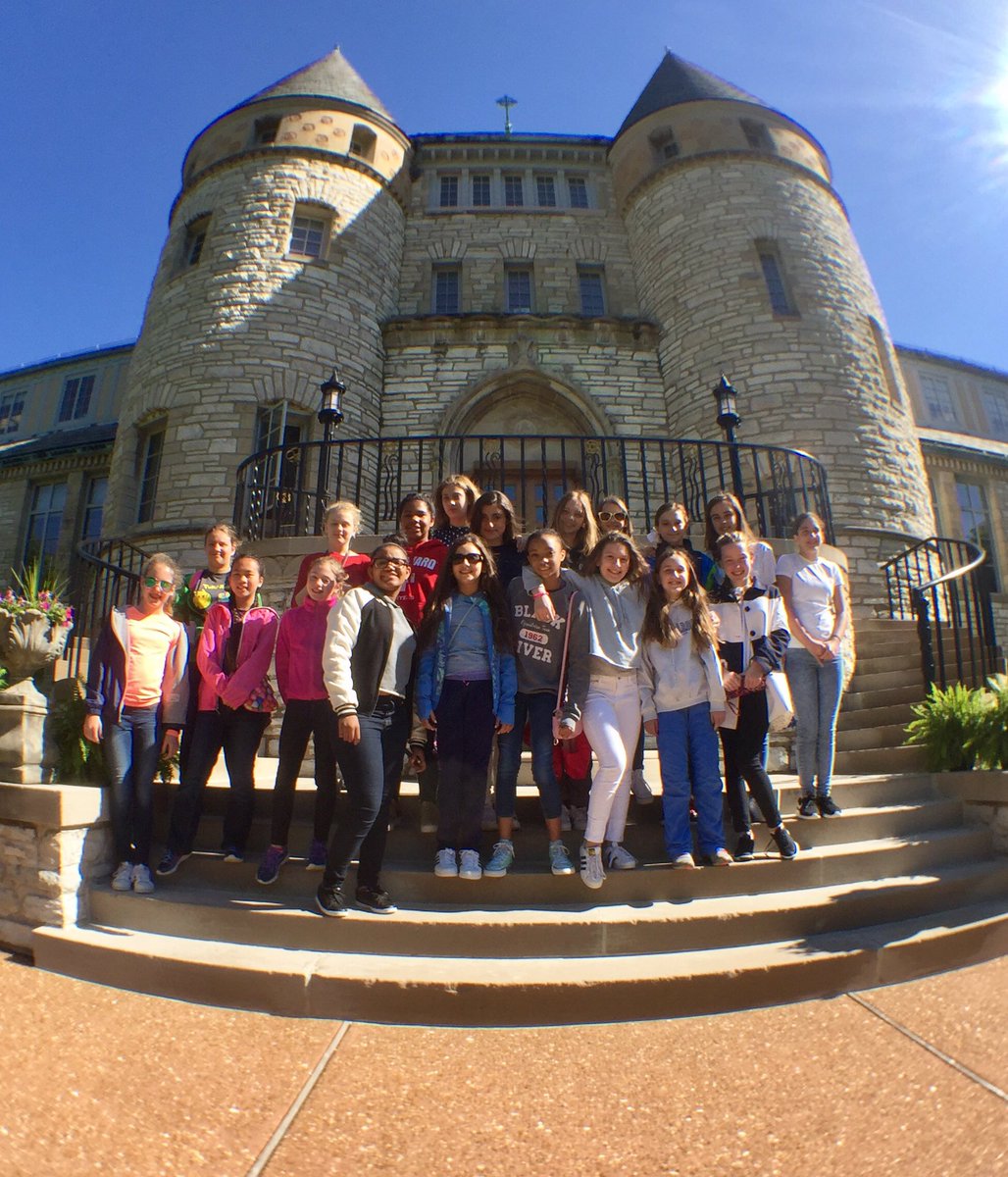 MSG6StLouis2017's tweet photo. We are at Villa Duchesne! #MSG6 #ASHDifference #HogwartsCastle https://t.co/W5QhF5z7I8