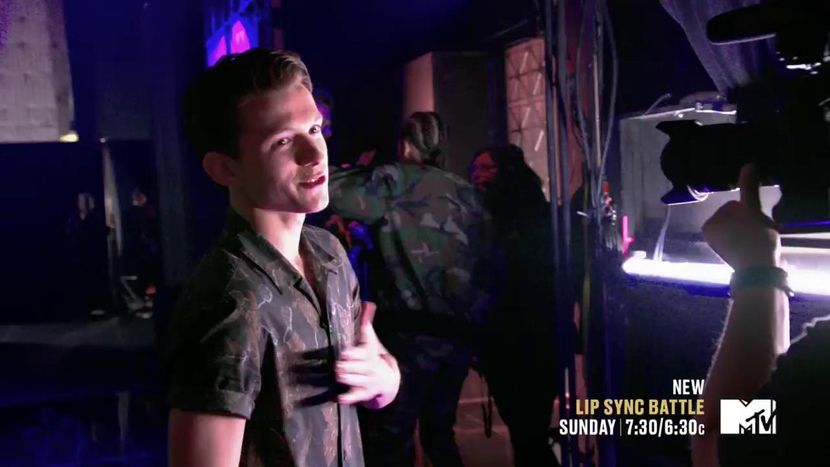 マーベル俳優 スパイダーマン ピーター パーカー役 トムホ こと トム ホランド まーふ映画の世界へ行く