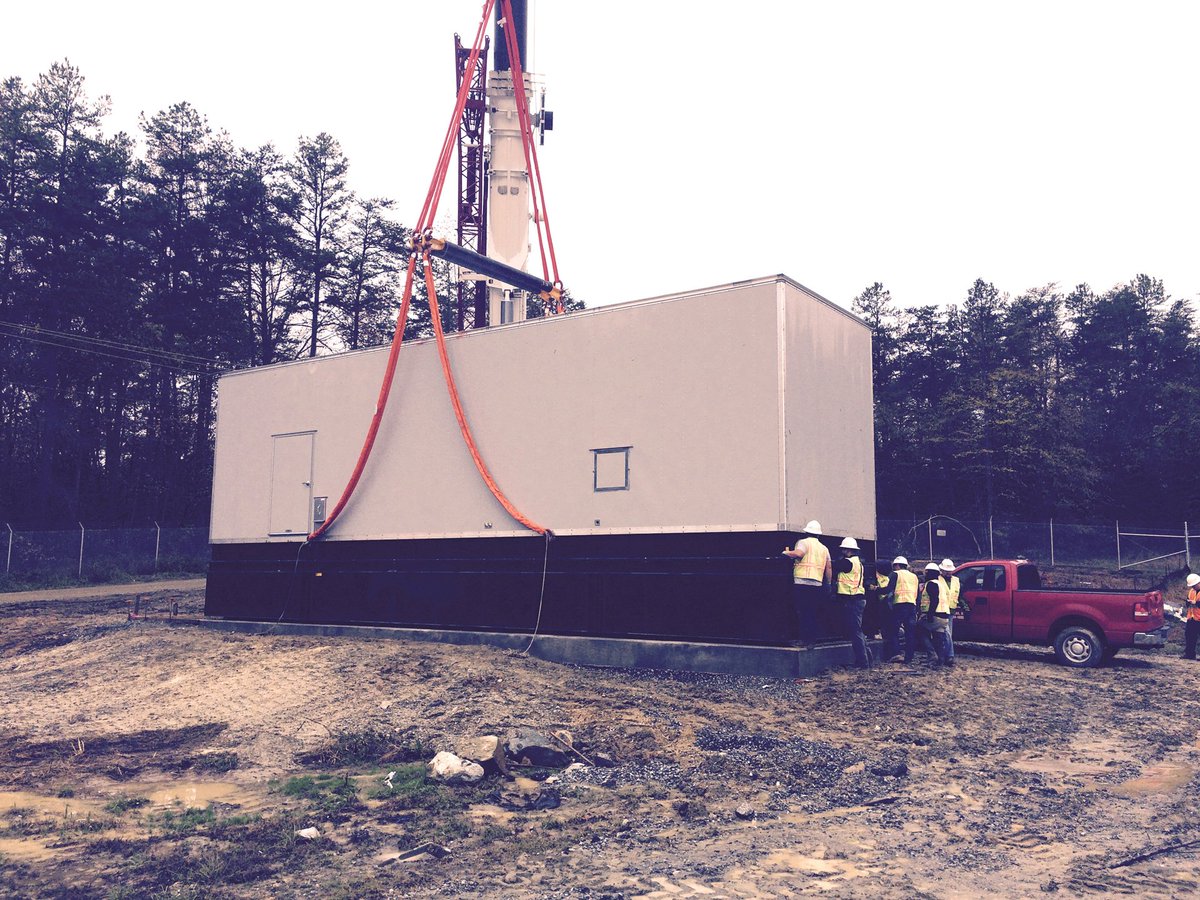 WBDiesel's tweet photo. Team WBD just delivered a huge 3,250kW @MTUOE_PR generator set to help synchronize and parallel two pre-existing 2000kW generators. #Power https://t.co/ElQarWk5Wu
