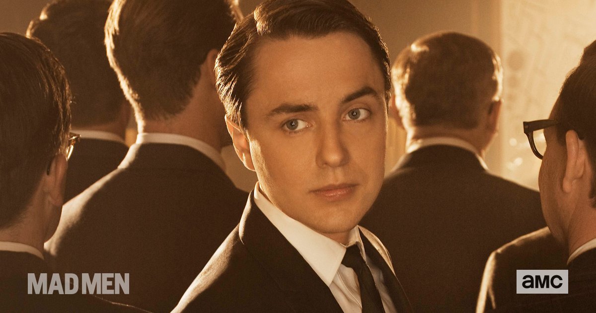 Happy birthday to our favorite account man, Vincent Kartheiser! 