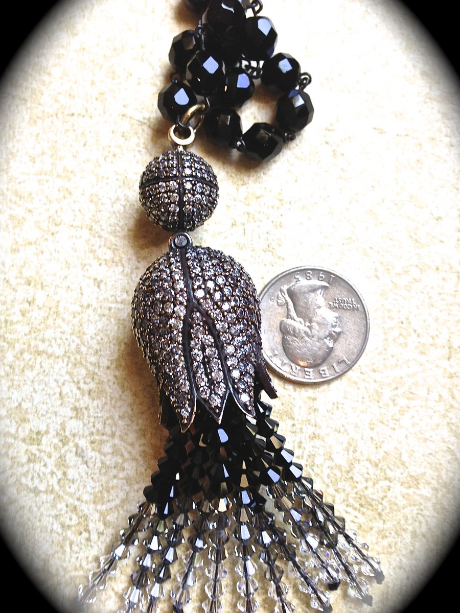 jnpvintagejewel's tweet photo. https://t.co/7URIpVZeKA #tassels #GraduationWeekend #gifts #sale #jewelry #vintage #tasselnecklace #FridayFeeling #giftsforgrad #giftsforher https://t.co/HAdYX1OMIH