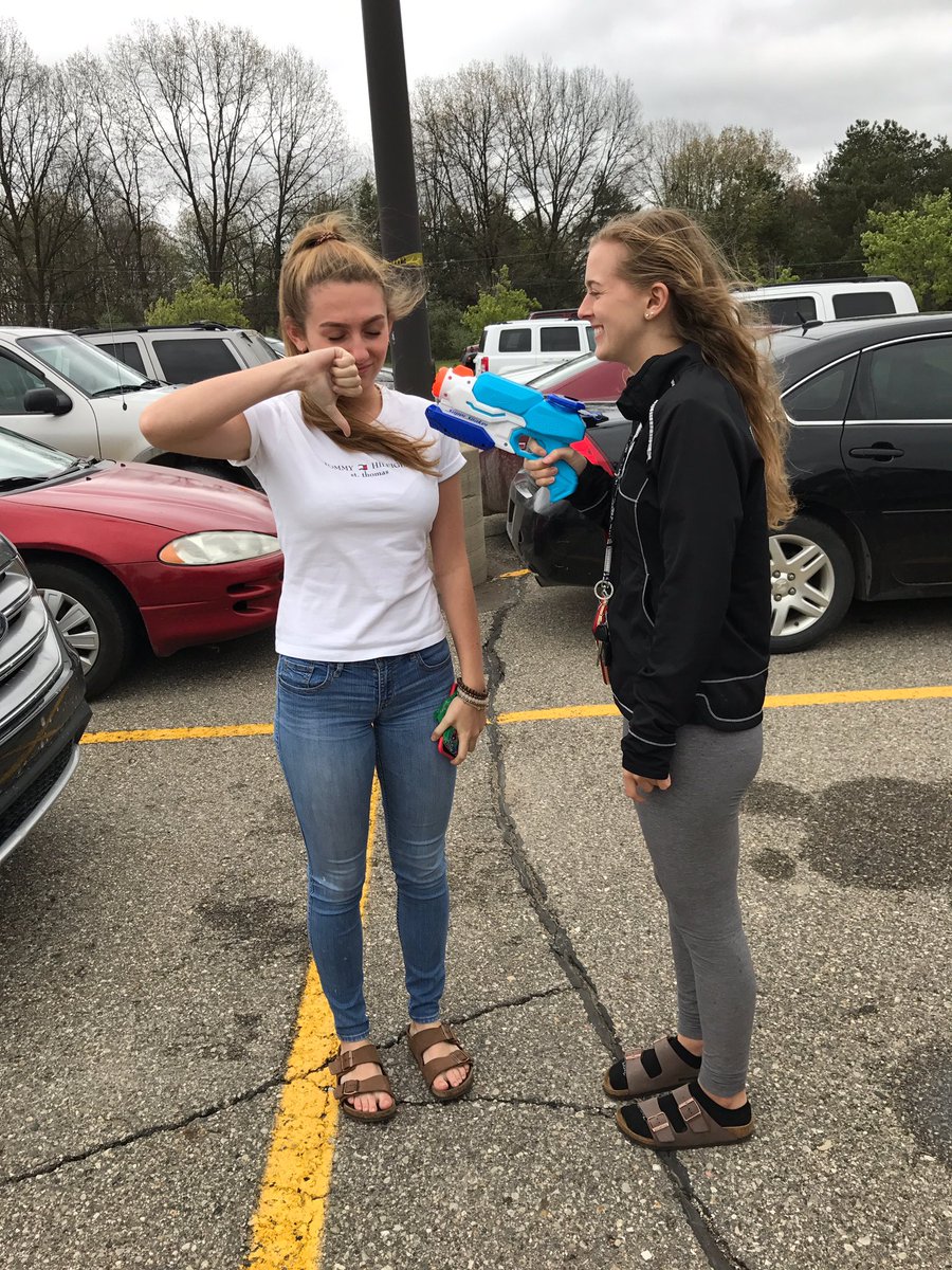 MHS_WaterWars's tweet photo. Due to inactivity, both team Spluge and the Master Ejaculators have been disqualified. It's About To Get Juicy are your 2017 champions🎉🎉💦💦 https://t.co/RzAiFwWGWg