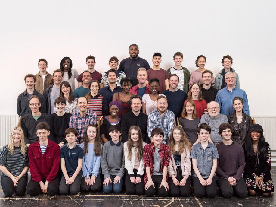 masEEX's tweet photo. Teater 'Harry Potter and the Cursed Child' akan Pentas di New York April 2018 https://t.co/YYcqtyiFxw via... by #detikcom via @c0nvey https://t.co/Ax6X6WaYPH