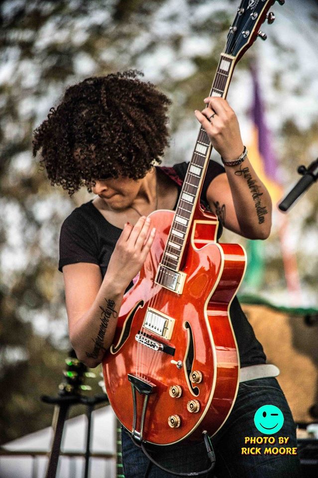 OakNola's tweet photo. Jazz it up post-fest with music from @miaborders tonight at 9! #livemusic #miaborders #nola #oakstreet #jazzfest2017 https://t.co/FUqWS3NcI3